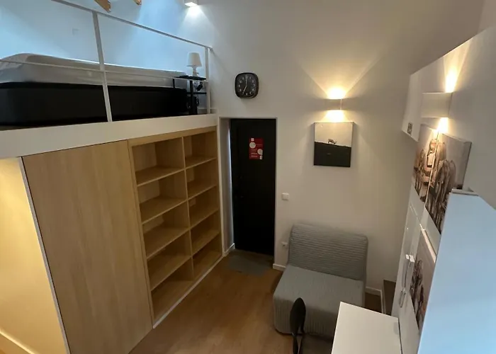 Five House 18